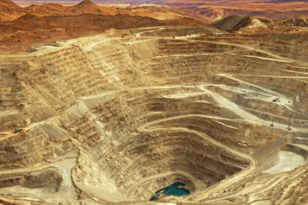 Minera estadounidense inicia tramitación ambiental para ampliación de El Abra por US$ 7.500 millones, la inversión más grande del sector